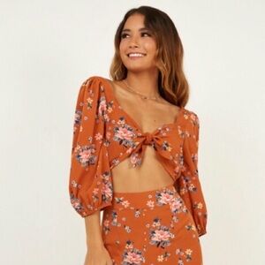 NWT Showpo Star Is Born Two Piece Pants and Crop Top Set